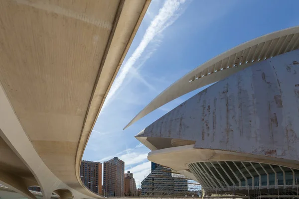 Bottom View Bridge Goes Some Buildings Valencia — Stock Photo, Image