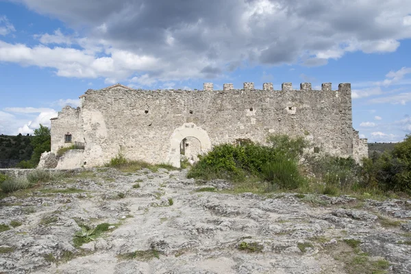 Ruinas de un pequeño castillo —  Fotos de Stock