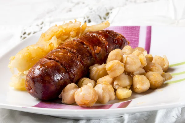 Nohut chorizo ve sebze ile