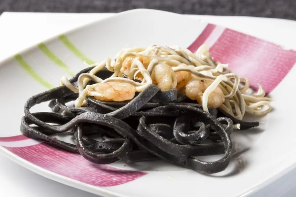 Pasta with seafood — Stock Photo, Image