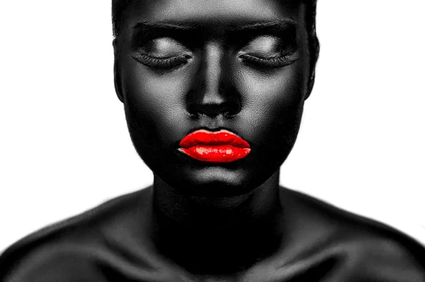 Beautigul girl with red lips and black skin — Stock Photo, Image