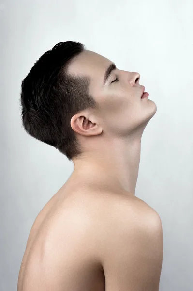 Perspiring male model in profile — Stock Photo, Image