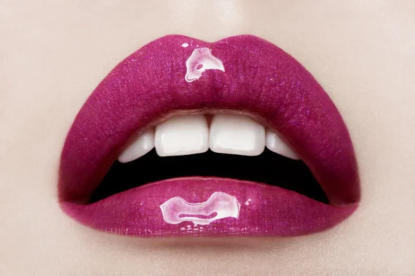 Pink Lips with white Skin. Macro beauty. — Stock Photo, Image