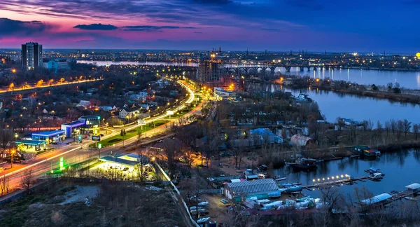 夕方Dnipro バルトロメオ ベストリバーリゾート ドニプロ市 ウクライナ — ストック写真
