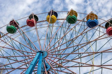 Lazara Globy Parkı, Ukrayna, Dnipro şehri (Dnipropetrovsk)