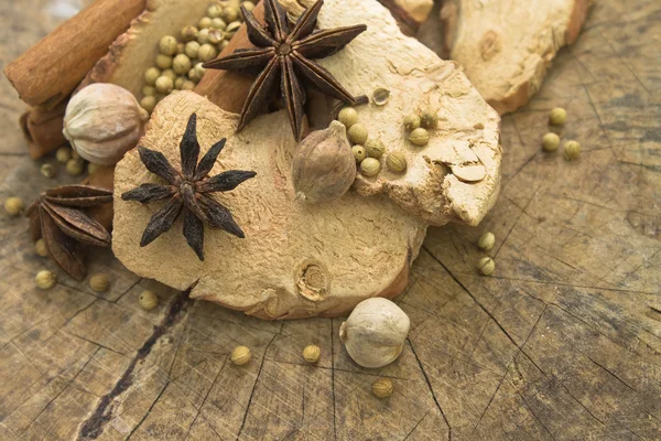 Various spices — Stock Photo, Image