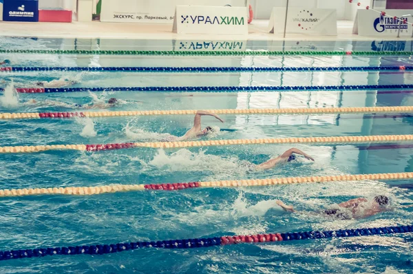 Dauerwellen-Bezirksmeisterschaft Schwimmen — Stockfoto