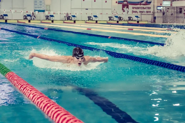 Dauerwellen-Bezirksmeisterschaft Schwimmen — Stockfoto