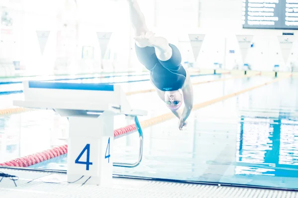 Dauerwellen-Bezirksmeisterschaft Schwimmen — Stockfoto