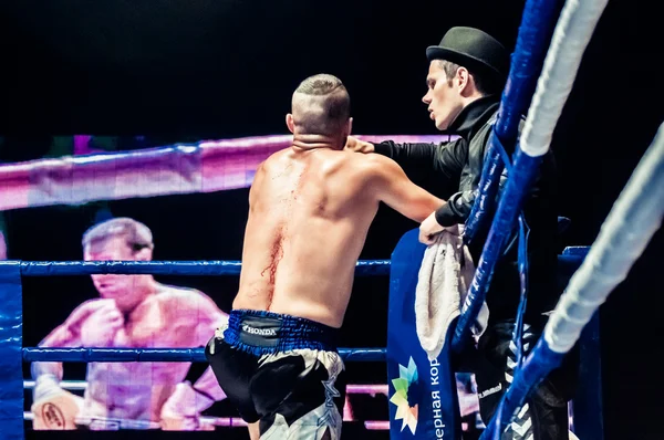 Luta pelo cinturão do campeonato da Europa kick-boxing — Fotografia de Stock