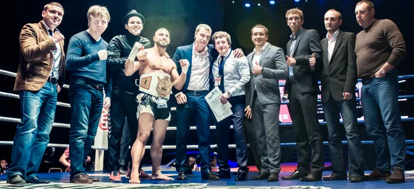 Kampf um den EM-Gürtel im europäischen Kickboxen — Stockfoto