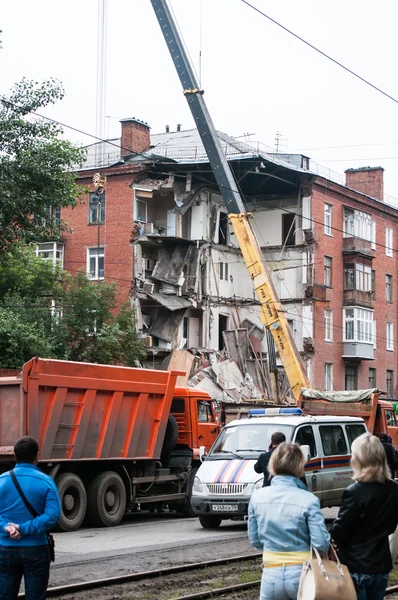 Rapporto sulla distruzione di un edificio . — Foto Stock