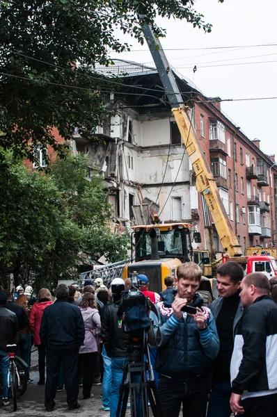 Rapporto sulla distruzione di un edificio . — Foto Stock