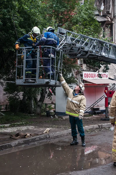 Rapporto sulla distruzione di un edificio . — Foto Stock