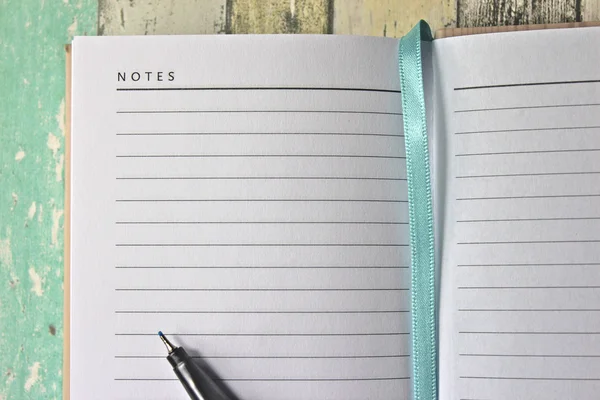 Blank diary page with pen. — Stock Photo, Image