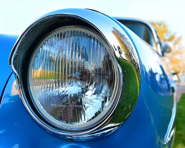 Old chromium-plated headlight — Stock Photo, Image