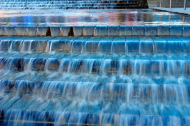 Mavi Art arda fountain