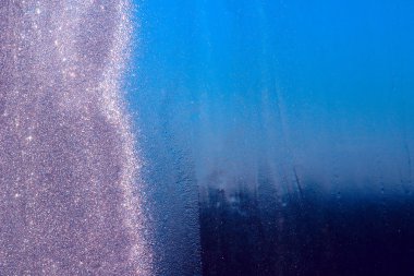 pencere camına buz kalıpları