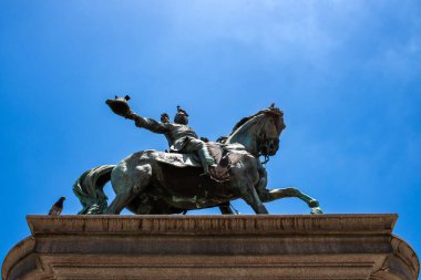 San Salvador, El Salvador 'un tarihi merkezinde Gerardo Barrios' un heykeli.