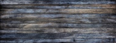 Renkli etkisi ile eski ahşap kurulların panoramik grunge arka plan