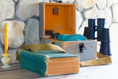 çeşitli eski öğeleri