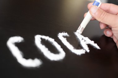 bir kokain koklama erkek