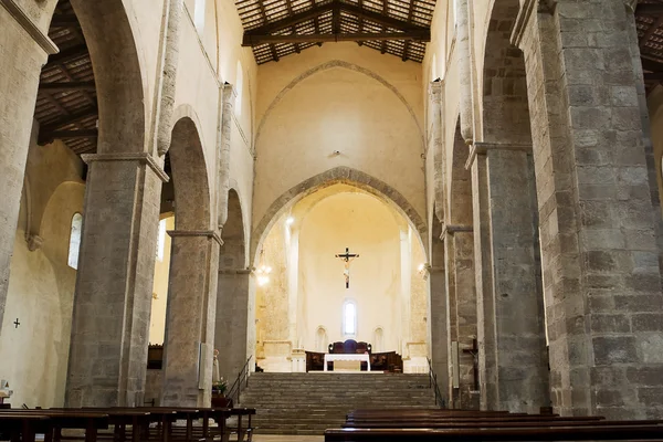 Az abbey, San Giovanni in Venere Fossacesia (Olaszország, belső — Stock Fotó