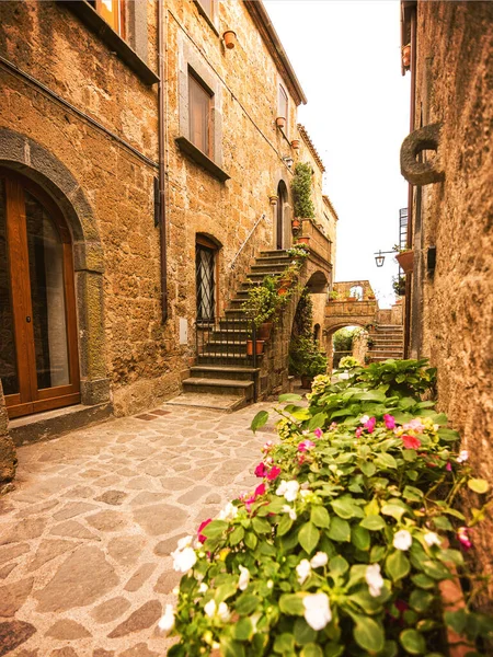 Красивая Аллея Чивита Баньорегио Лацио Италия — стоковое фото