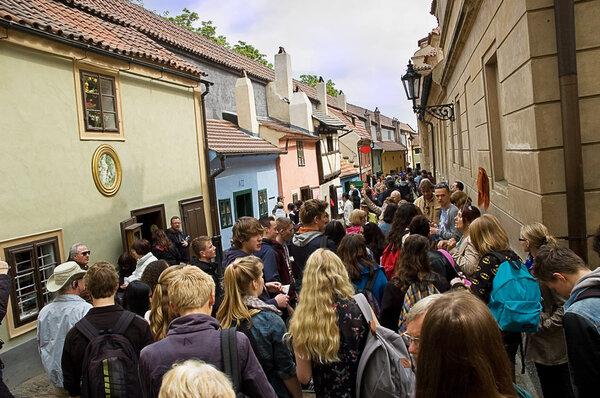 Золотой переулок в Москве - Злата Улицкая
