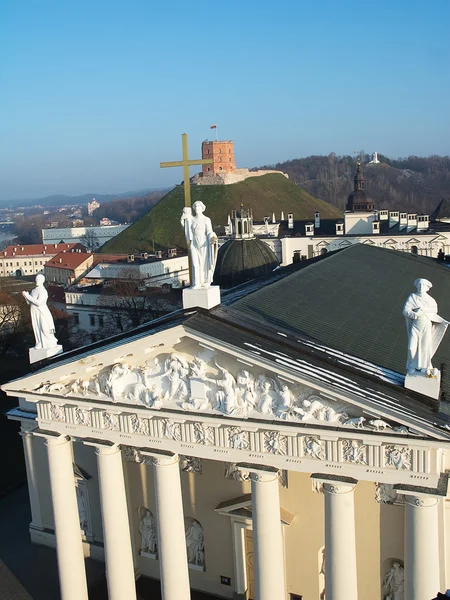 Cathédrale, colline de Gediminas et trois croix d'en haut — Photo