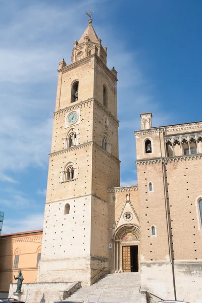 Cathedral of San Giustino in Chieti — Stock Photo, Image