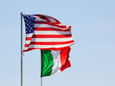 İtalyanca ve ABD bayrağı