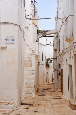 Alley Cisternino
