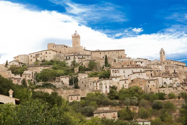 Capestrano, small village in Abruzzo (italy) — Stock Photo, Image