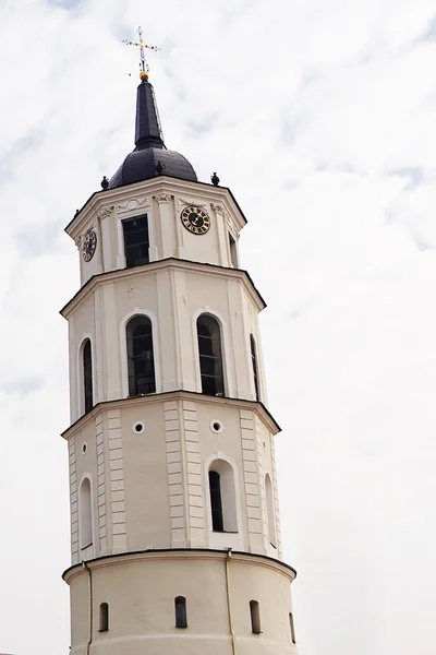Klockstapeln i katedralen i Vilnius — Stockfoto