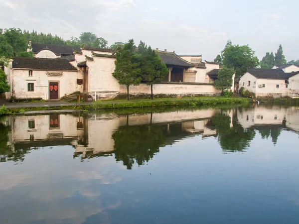 Ancient chinese village in south china,Zhugecun — Stockfoto