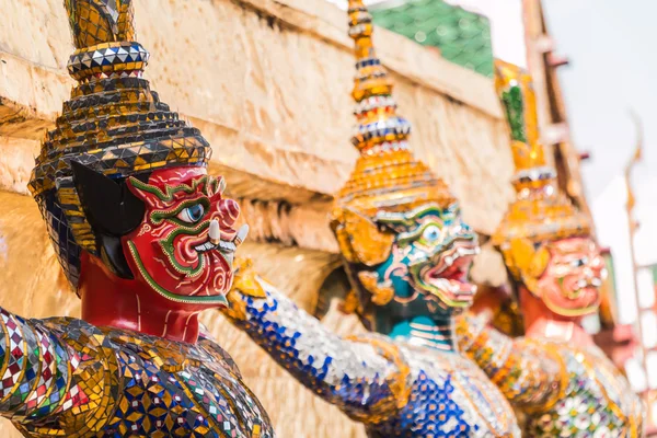 Dev Guardian Wat Phra Kaew Tapınağı, bangkok, Tayland