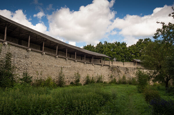 The wall of Porkhov Battlements