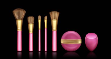 Makyaj fırçası ve sünger seti siyah arka planda izole edildi. Profesyonel kozmetik uygulamaları, göz gölgeleri, toz, kızarma, kapatıcı, temel fırçalar için araçların gerçekçi temsili