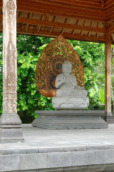 Buddha-amoghasiddhi-Statue — Stockfoto