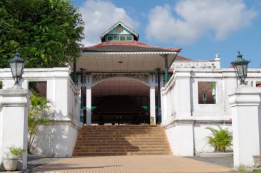 Bangsal Siti Hinggil, Yogyakarta Sultanlığı sarayın içine bir salonu