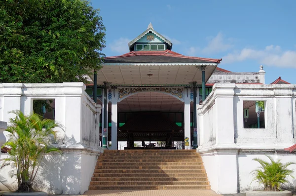 Bangsal Siti Hinggil, satu aula di dalam Istana Kesultanan Yogyakarta — Stok Foto