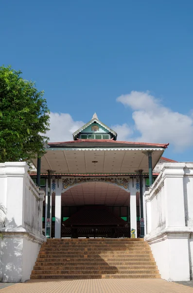 Bangsal Siti Hinggil, satu aula di dalam Istana Kesultanan Yogyakarta — Stok Foto