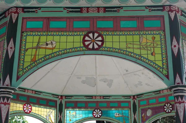 Musical instruments on stained glass in Yogyakarta Sultanate Palace — Stock Photo, Image