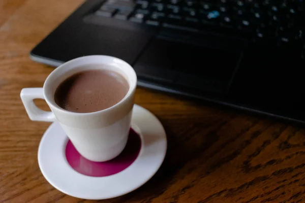 Delicious Hot Chocolate Brown Table One Computer Accompanying — Stock Photo, Image