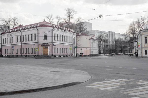 Moscow Russia Circa Marca 2021 Widok Tovarishchesky Pasa Placu Androniewskiego — Zdjęcie stockowe