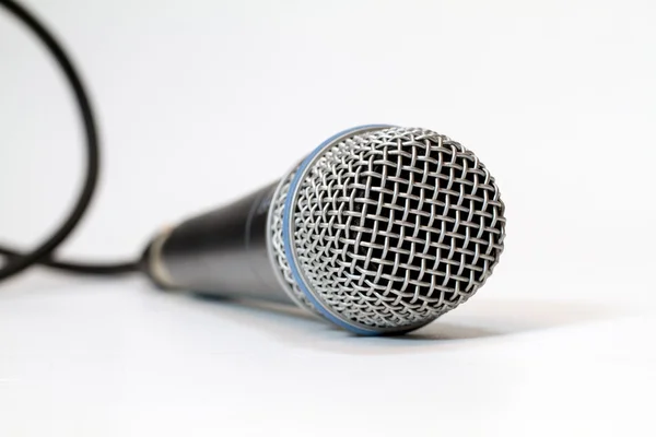 Citlivý kondenzátorový mikrofon zapisovací zařízení — Stock fotografie