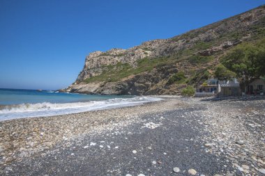 Eleonas bölgesindeki vahşi sahil.