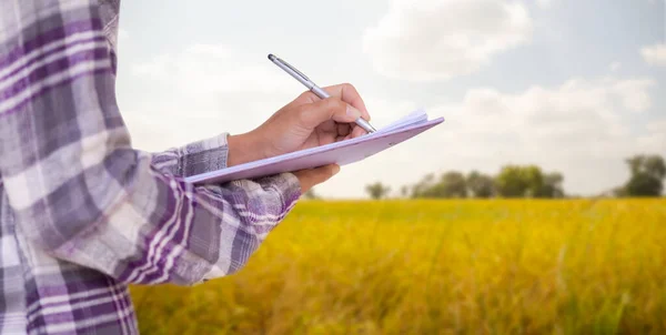 Farm notes Stock Photos, Royalty Free Farm notes Images | Depositphotos