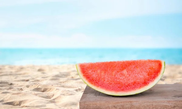 Slice Watermelon Wood Sand Beach Coast Blur Blue Sea Blue — Stock Photo, Image